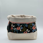 Load image into Gallery viewer, Sac à projet moyen / Medium project bag – ZIP - Garden Party - Rosa - noir
