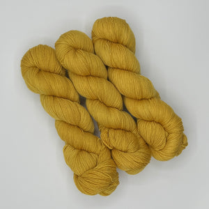 Lumineuse Dentelle - Verge d'or