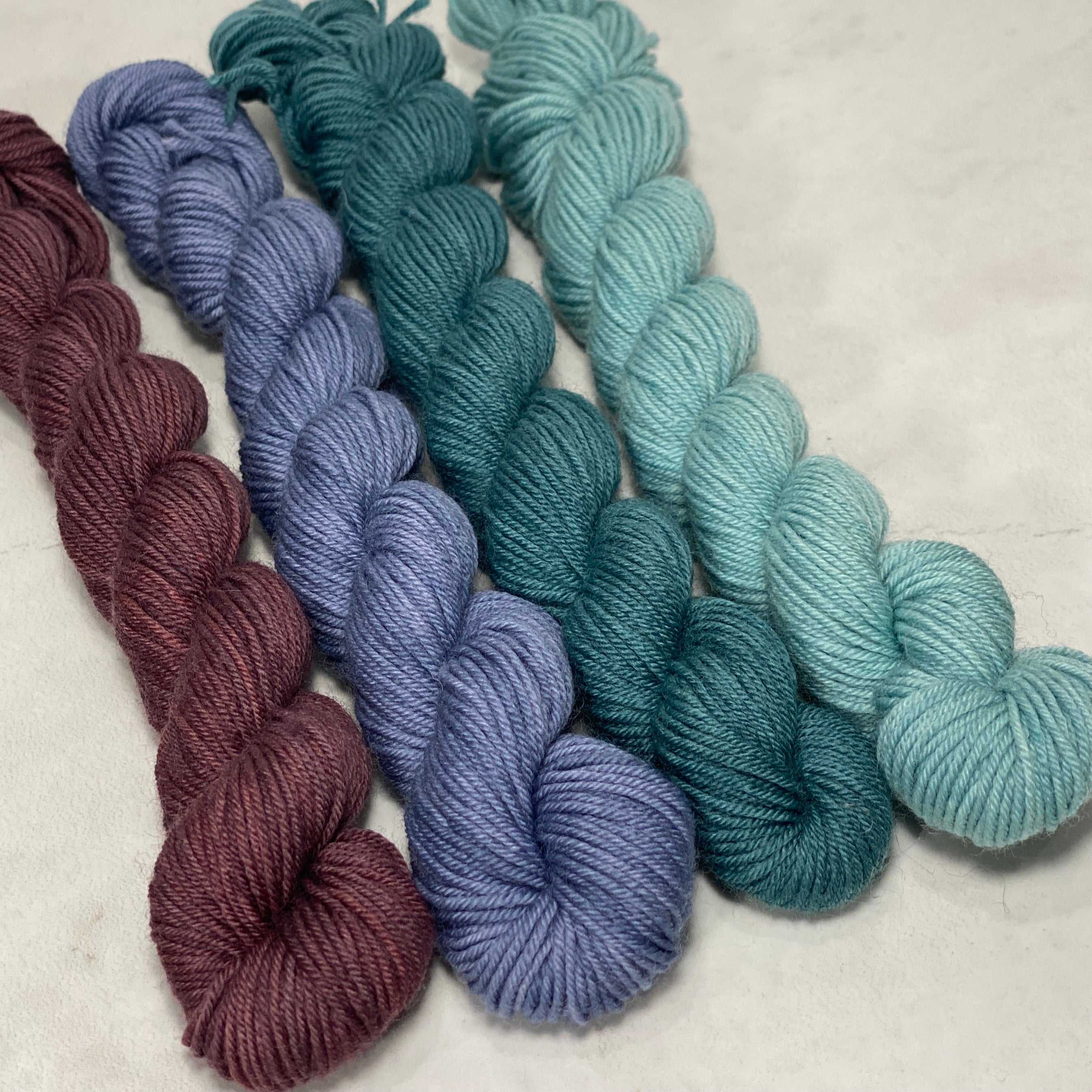 Merino Steel Sock - 4 Minis - Bourgogne, Bleuet, Tourmaline, Lagon