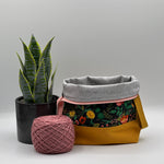 Load image into Gallery viewer, Petit sac à projet / Small project bag - ZIP - Camont - Poppy Fields - Noir

