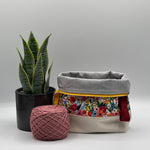 Load image into Gallery viewer, Petit sac à projet / Small project bag - ZIP - Wildwood - Petite Garden Party – Crème
