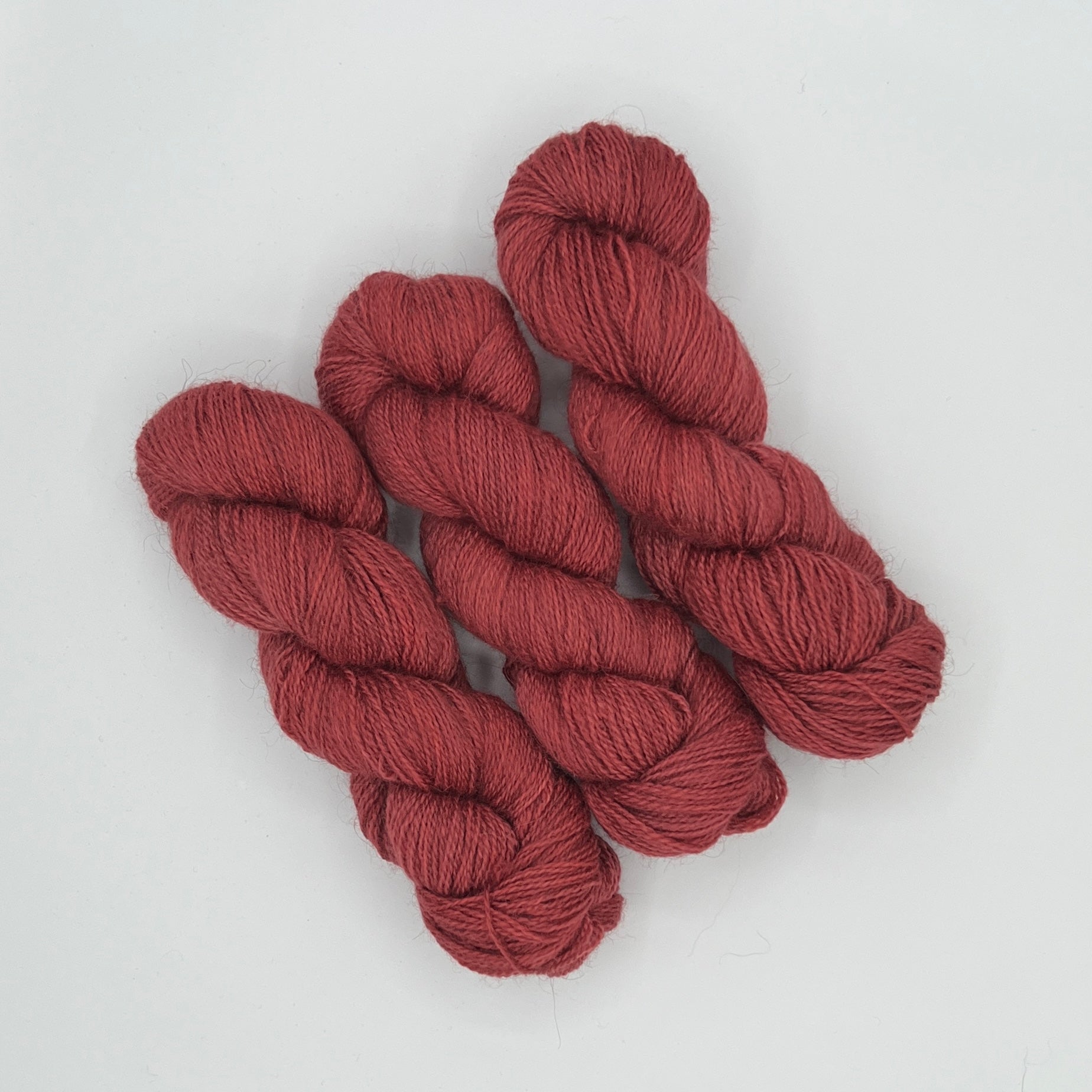 BFL Gotland Fingering - Poinsettia