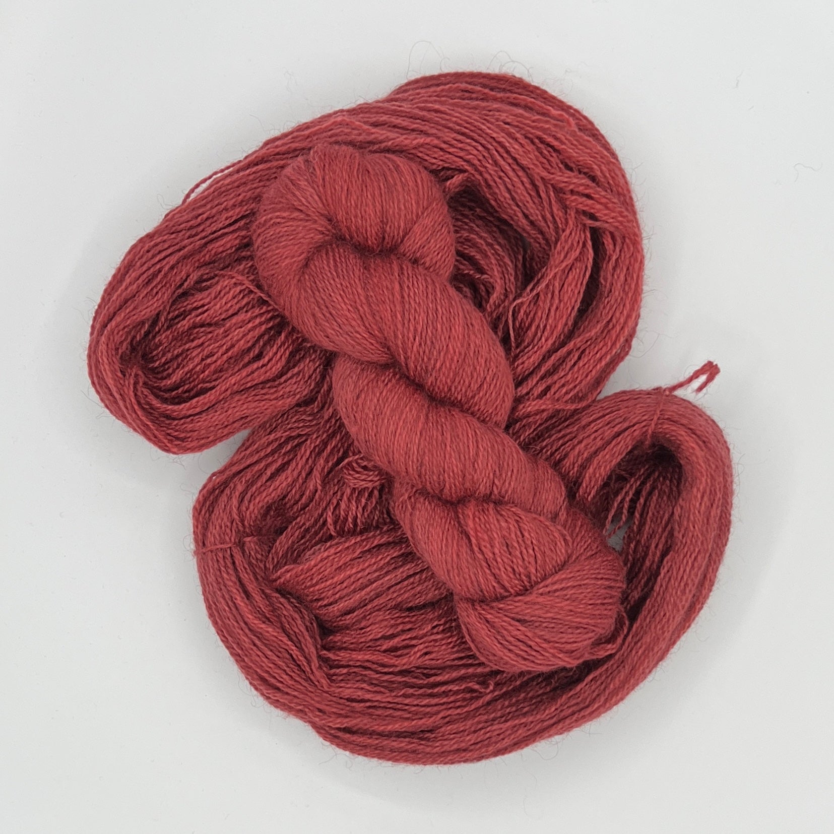 BFL Gotland Fingering - Poinsettia