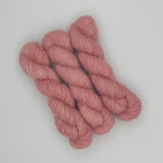 Load image into Gallery viewer, Nuage d&#39;alpaga - Rose de mai
