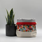 Load image into Gallery viewer, Petit sac à projet / Small project bag - Wildwood - Petite Garden Party – Crème
